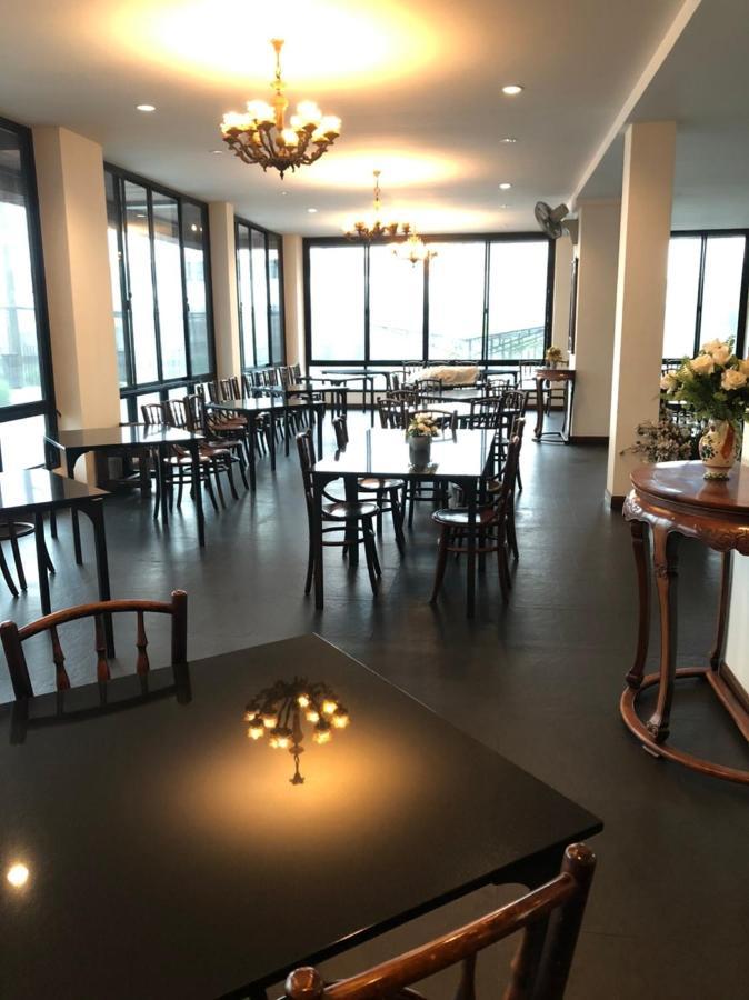 Hotel Iya パトゥムターニー エクステリア 写真